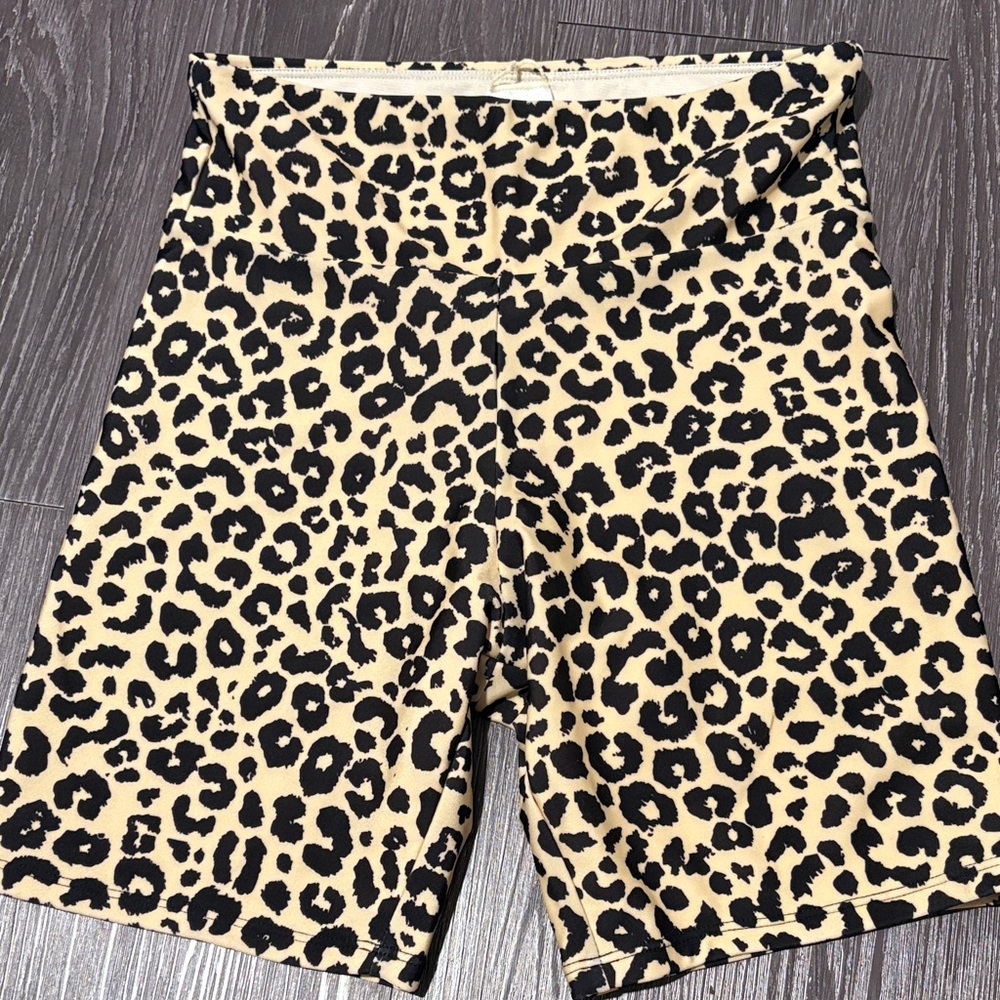 Hit Rewind: Leopard Print Shorts/Swimwear Size Small
